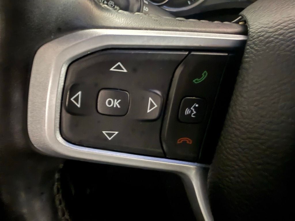 2020 RAM 1500 Big Horn Crew Cab 4x4 5'7' Box