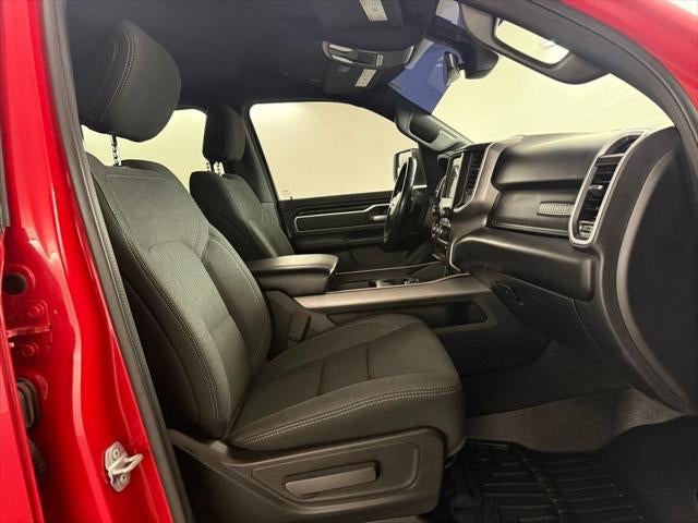 2020 RAM 1500 Big Horn Crew Cab 4x4 5'7' Box