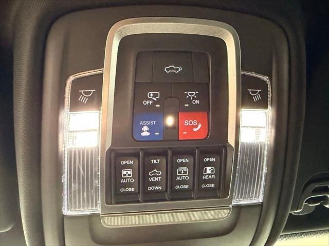 2021 RAM 1500 Limited Crew Cab 4x4 5'7' Box