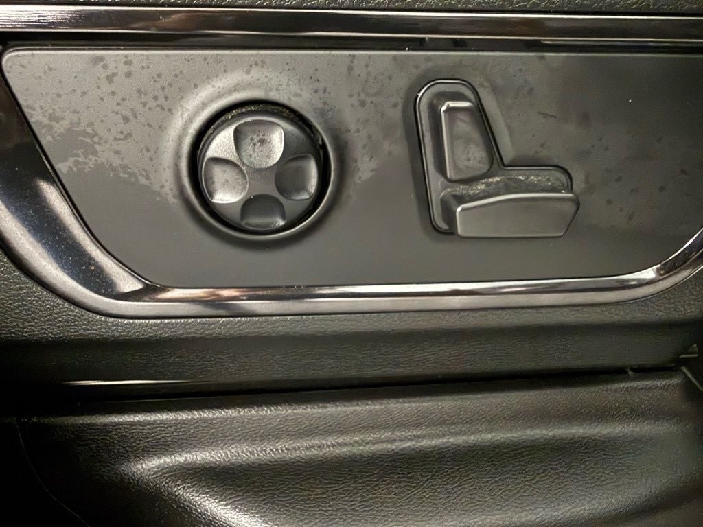 2023 RAM 1500 Limited Crew Cab 4x4 5'7' Box