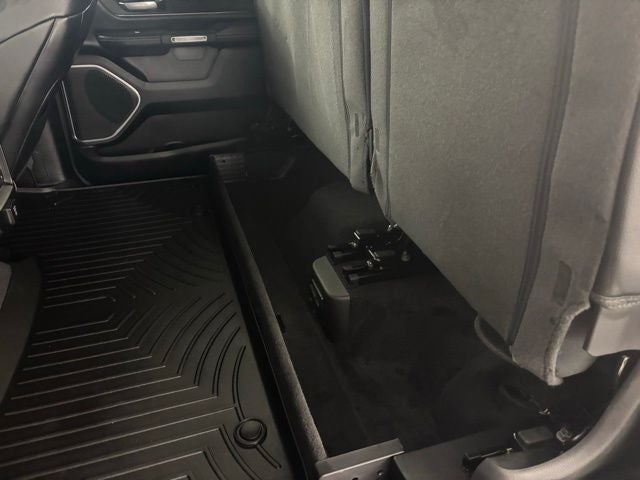 2025 RAM 1500 Laramie Crew Cab 4x4 5'7' Box