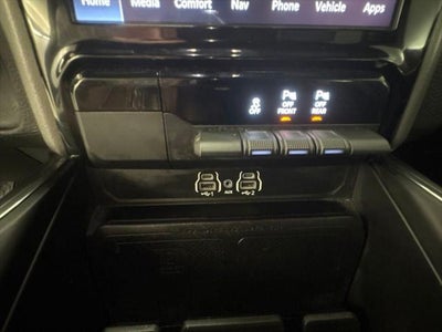 2025 RAM 1500 Laramie Crew Cab 4x4 5'7' Box