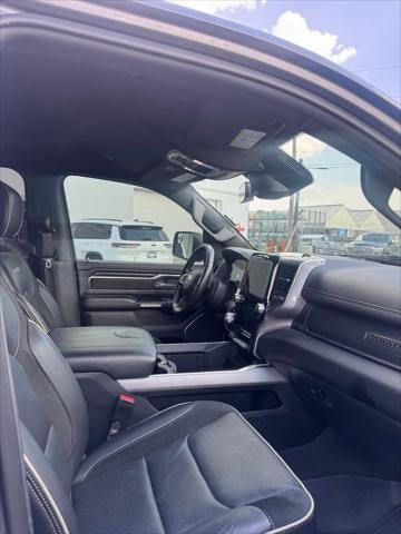 2023 RAM 1500 Laramie Crew Cab 4x4 5'7' Box