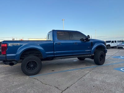 2022 Ford F-250SD Lariat
