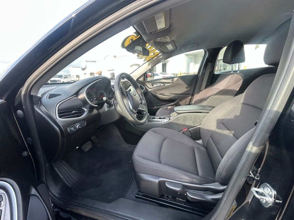 2023 Chevrolet Malibu LS 1LS