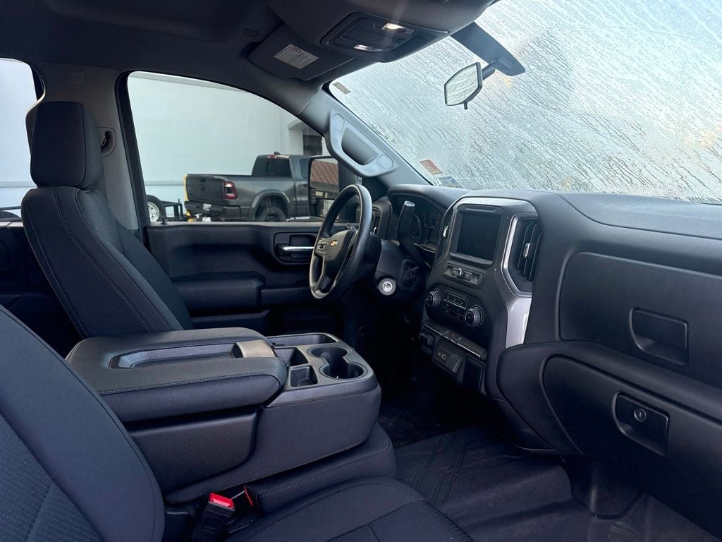 2022 Chevrolet Silverado 2500HD 4WD Crew Cab Standard Bed Custom