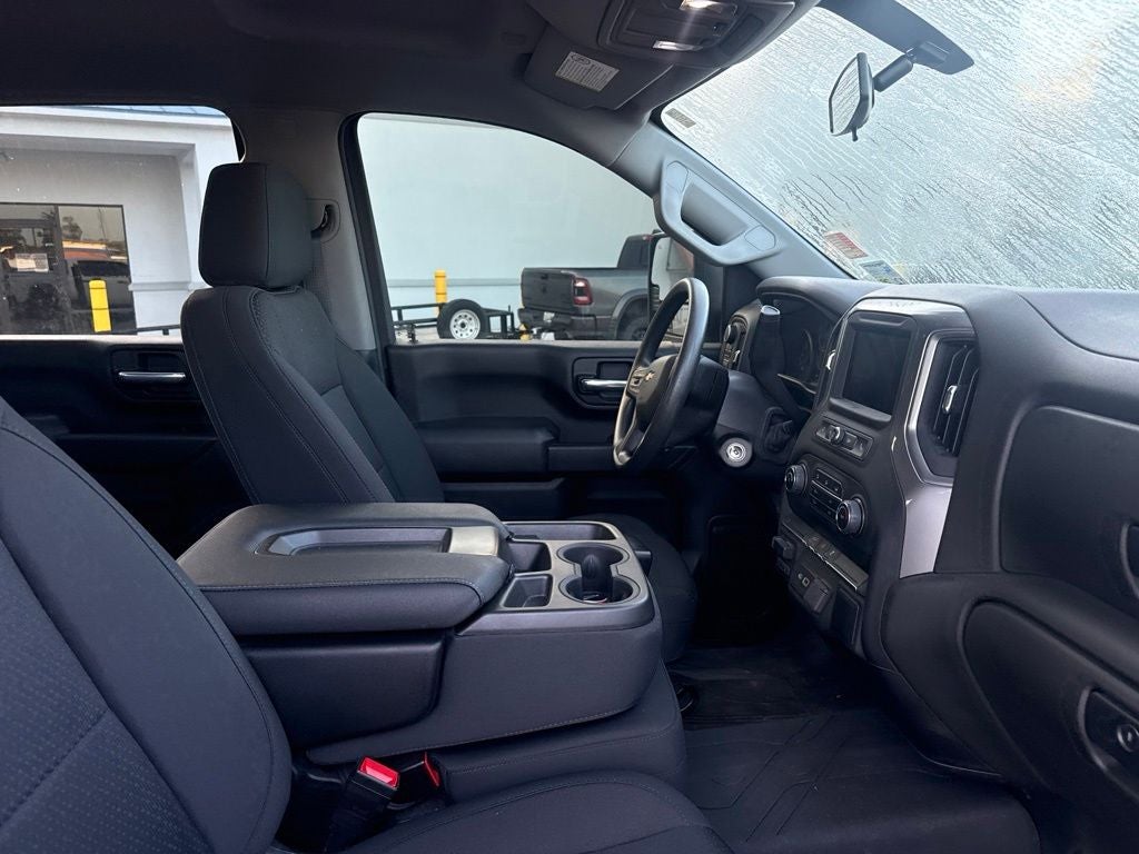 2022 Chevrolet Silverado 2500HD 4WD Crew Cab Standard Bed Custom