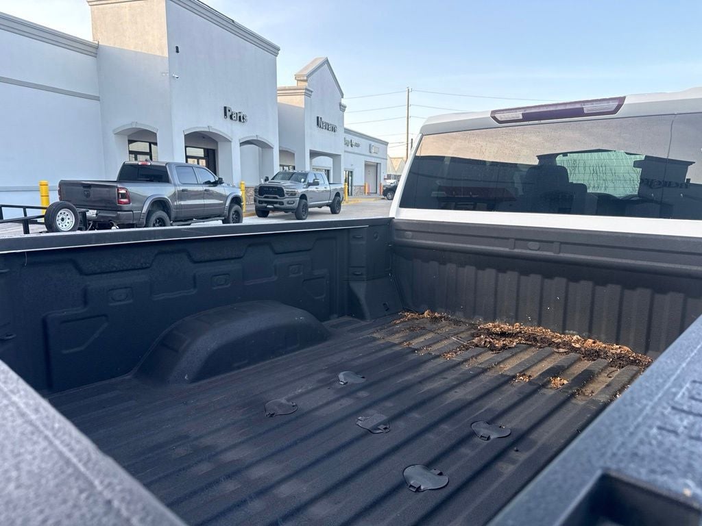 2022 Chevrolet Silverado 2500HD 4WD Crew Cab Standard Bed Custom