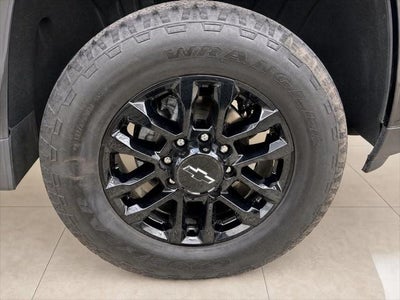 2025 Chevrolet Silverado 2500HD 4WD Double Cab Standard Bed Custom
