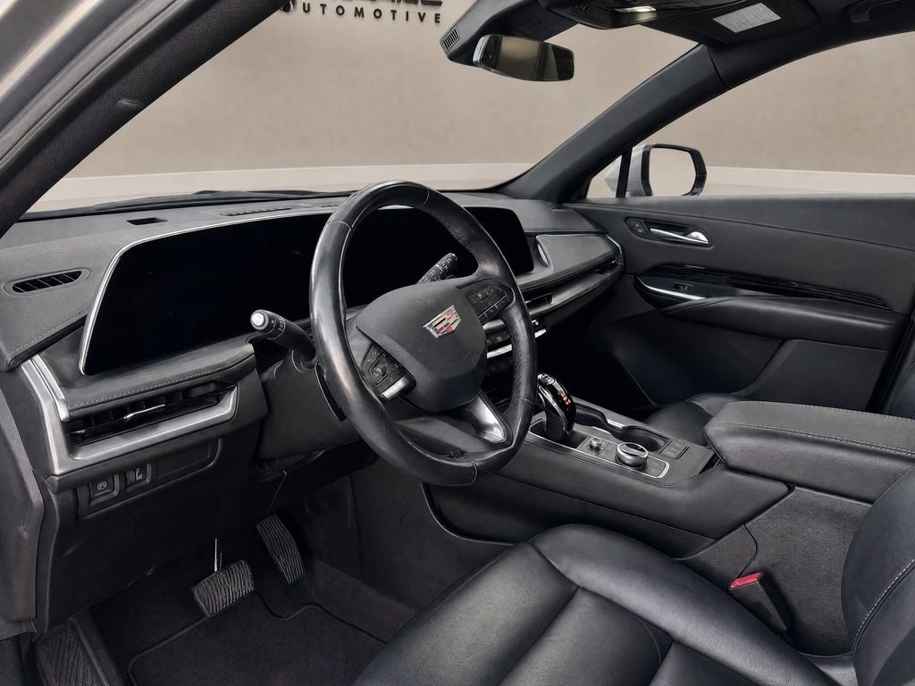 2024 Cadillac XT4 FWD Luxury