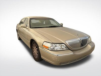 2006 Lincoln Town Car Signature