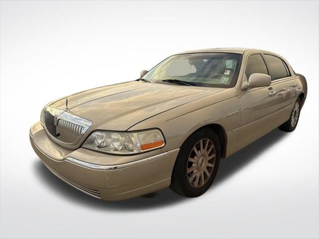 2006 Lincoln Town Car Signature