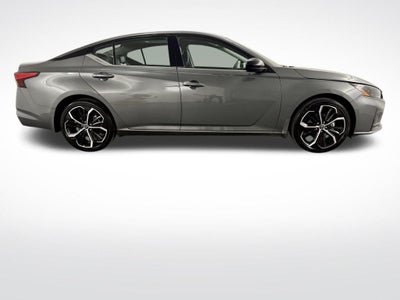 2025 Nissan Altima SR FWD