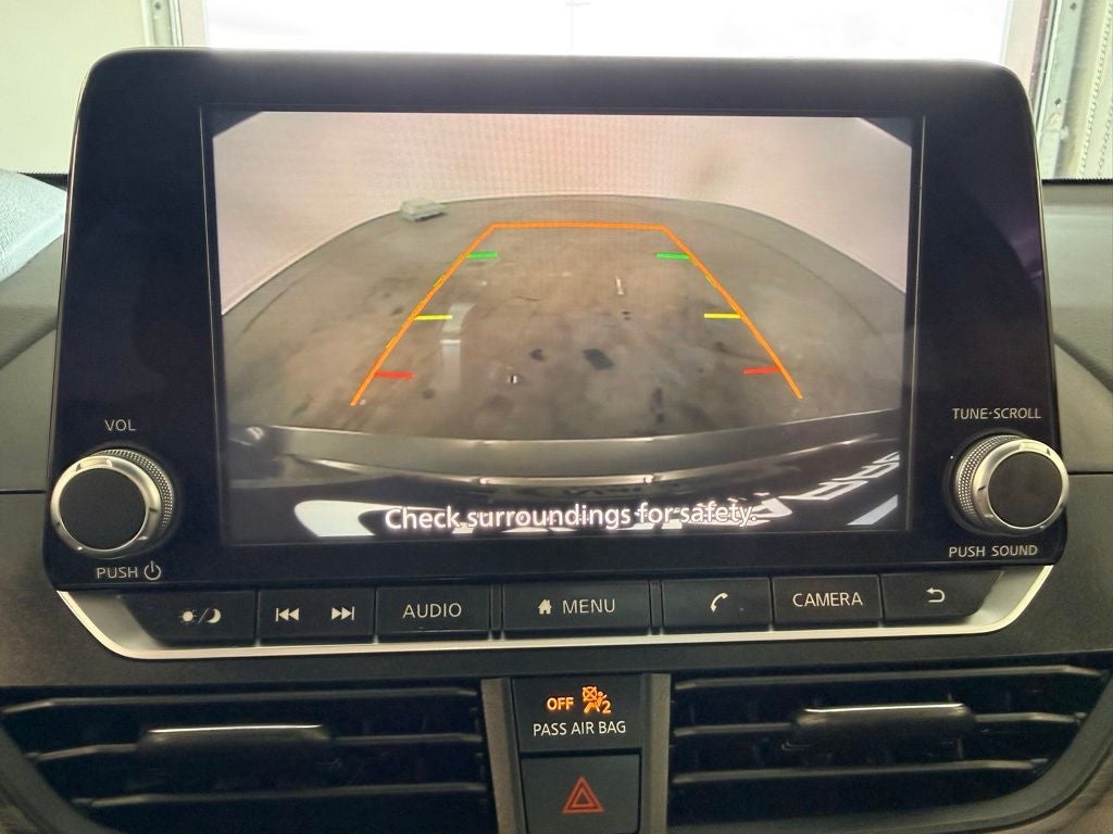 2025 Nissan Altima SV FWD