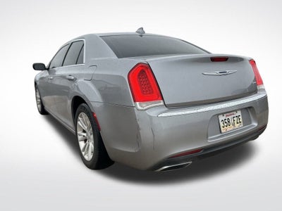 2018 Chrysler 300 Touring L