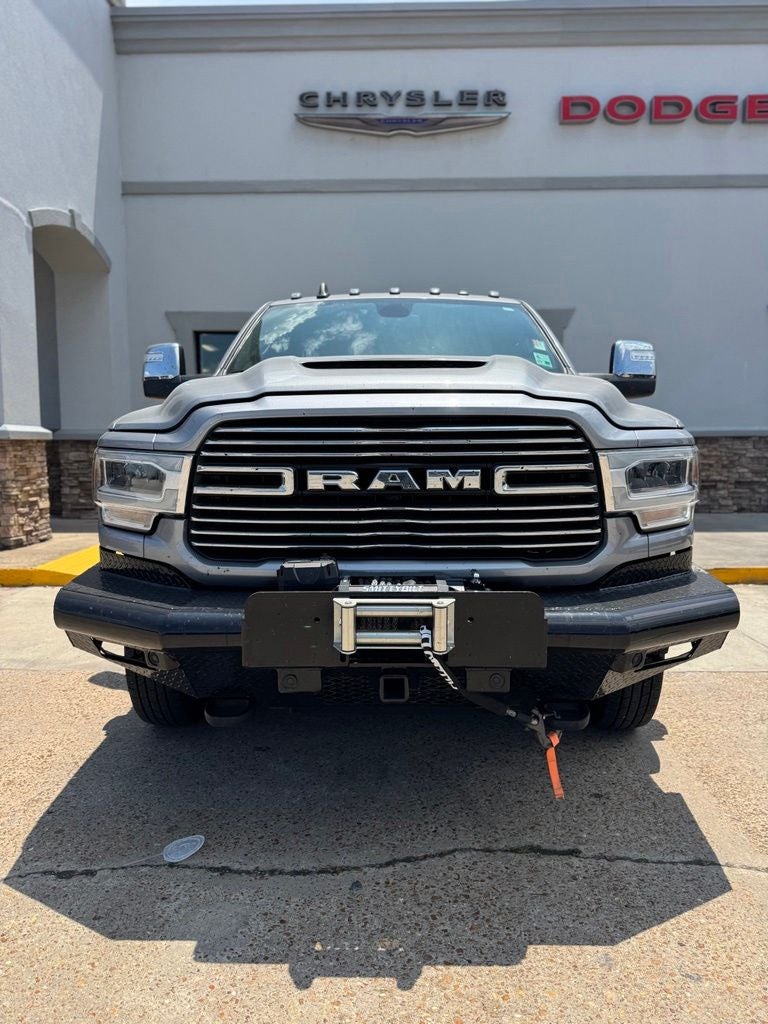 2024 RAM 3500 Laramie Crew Cab 4x4 8' Box