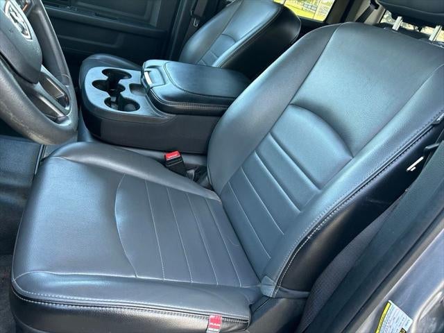 2023 RAM 1500 Classic Tradesman Crew Cab 4x4 5'7' Box