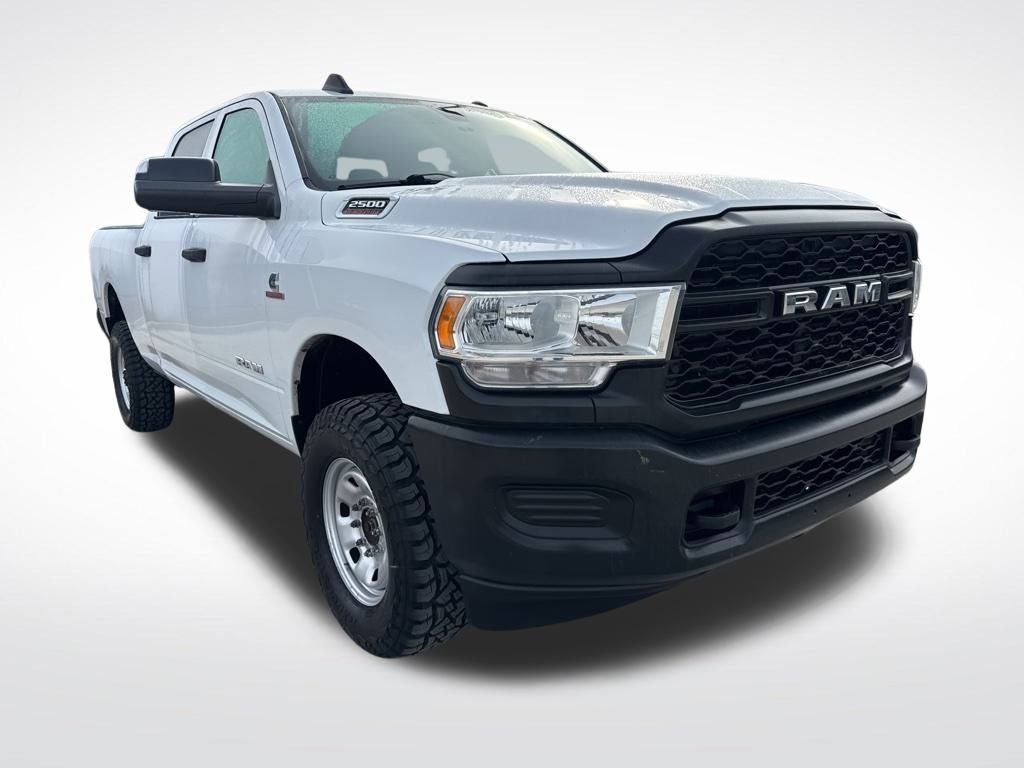 2020 RAM 2500 Tradesman Crew Cab 4X4 6'4' Box