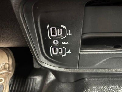 2025 RAM 2500 Tradesman Crew Cab 4x4 6'4' Box