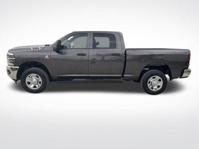 2025 RAM 2500 Tradesman Crew Cab 4x4 6'4' Box
