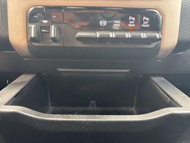 2022 RAM 2500 Laramie Crew Cab 4x4 6'4' Box