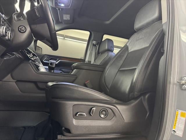 2025 GMC Sierra 1500 4WD Crew Cab Short Box Denali
