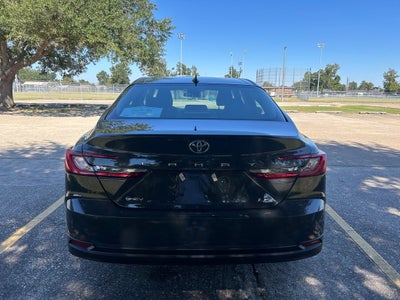 2025 Toyota Camry LE