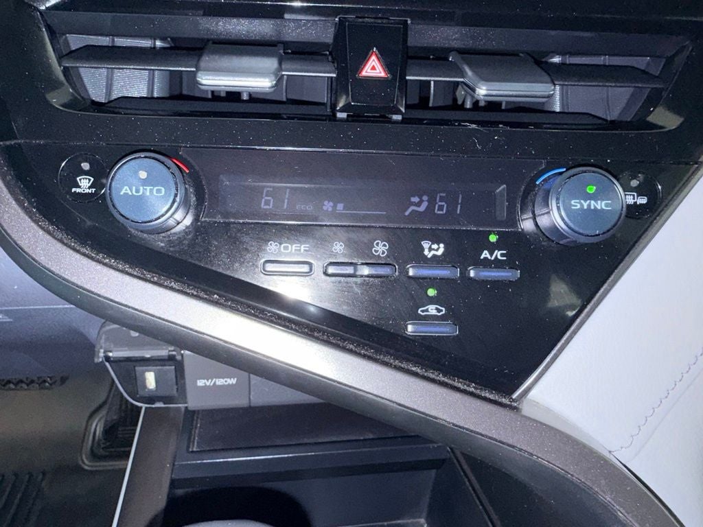 2023 Toyota Camry SE AWD