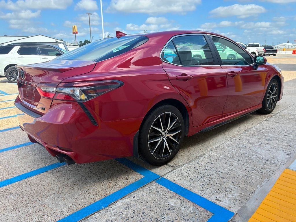 2024 Toyota Camry SE