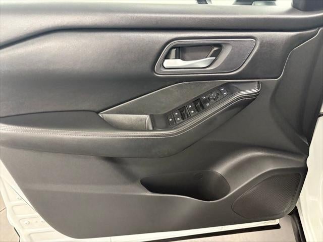 2024 Nissan Rogue SV FWD
