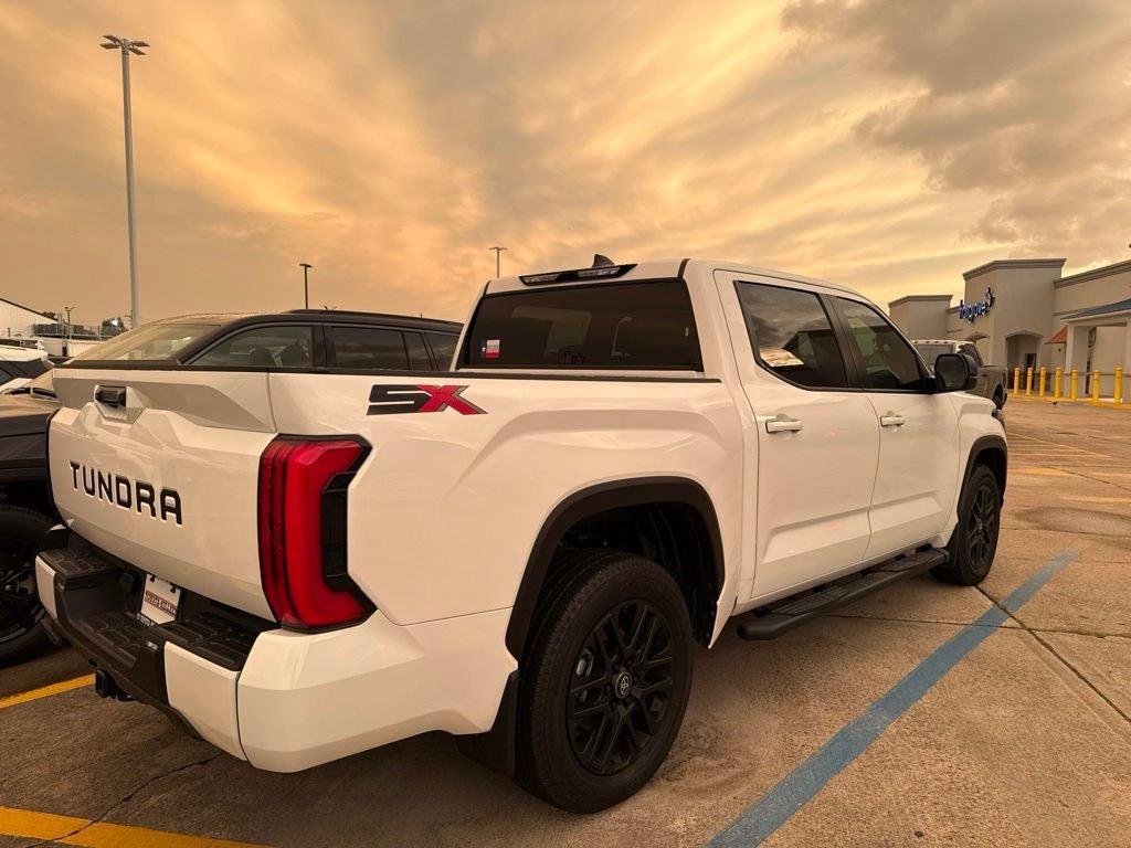 2026 Toyota Tundra SR5 CrewMax 5.5' Bed