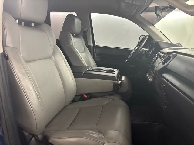 2014 Toyota Tundra SR5 4.6L V8