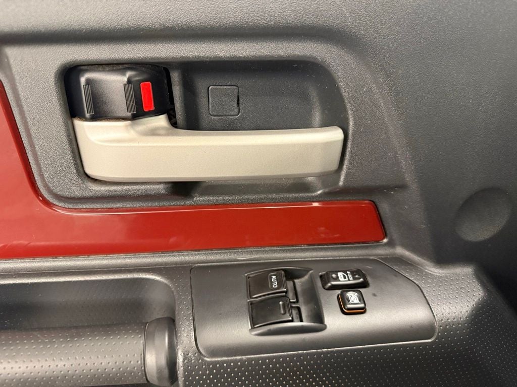 2011 Toyota FJ Cruiser Base