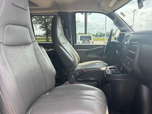 2023 Chevrolet Express 3500 LS Passenger