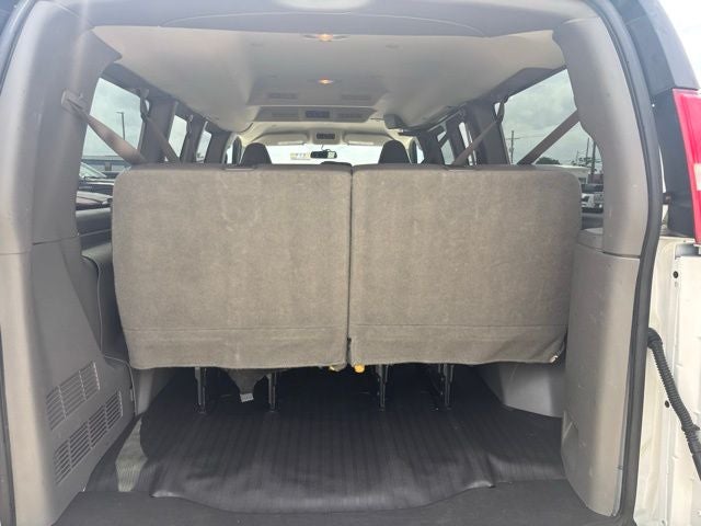 2023 Chevrolet Express 3500 LS Passenger