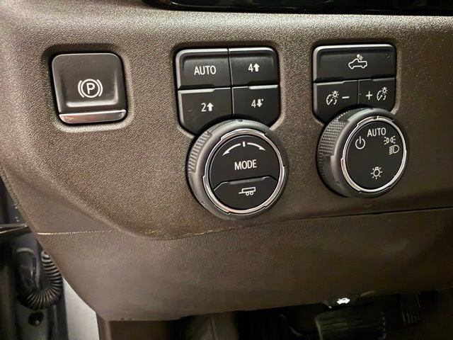 2025 Chevrolet Silverado 1500 LT LT1