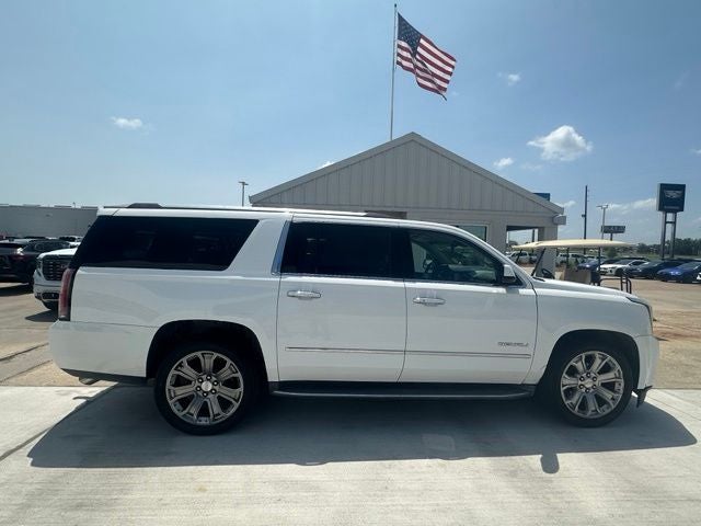 2016 GMC Yukon XL Denali — photo 8