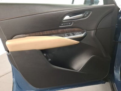 2025 Cadillac XT4 Premium Luxury