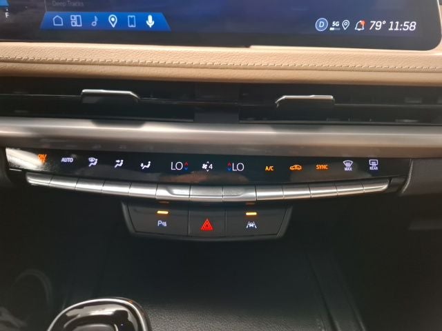 2025 Cadillac XT4 Premium Luxury
