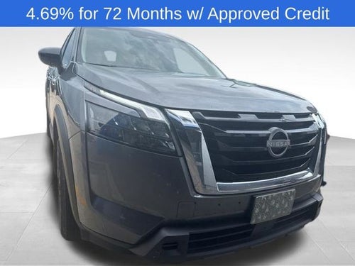 2024 Nissan Pathfinder S