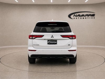 2023 Mitsubishi Outlander SE
