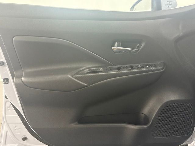 2023 Nissan Versa 1.6 SV