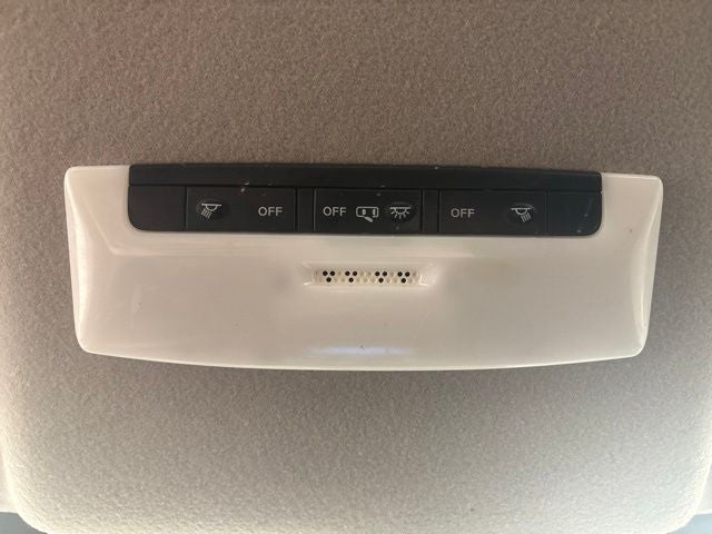 2023 Nissan Versa 1.6 SV