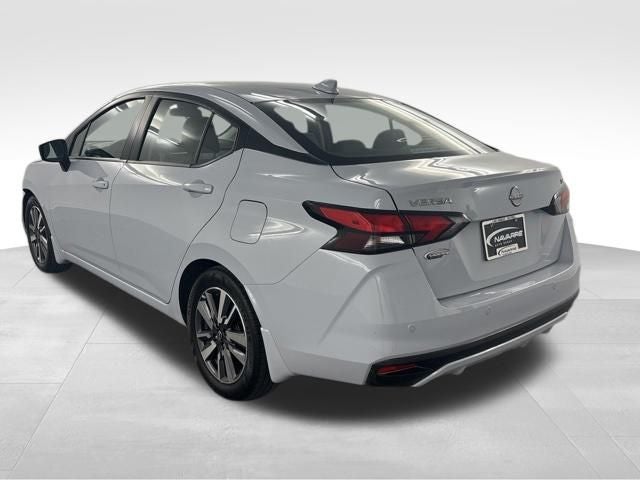 2023 Nissan Versa 1.6 SV