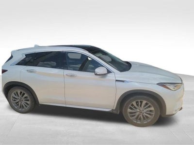 2023 INFINITI QX50 LUXE
