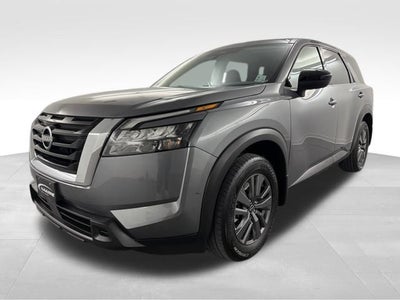 2024 Nissan Pathfinder S