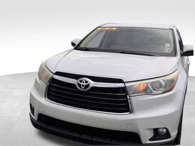 2016 Toyota Highlander XLE V6 — photo 2