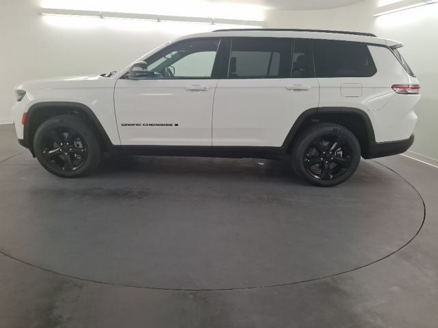 2022 Jeep Grand Cherokee L Altitude