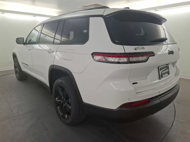 2022 Jeep Grand Cherokee L Altitude