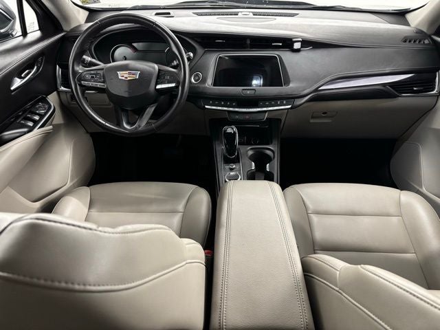 2023 Cadillac XT4 FWD Luxury